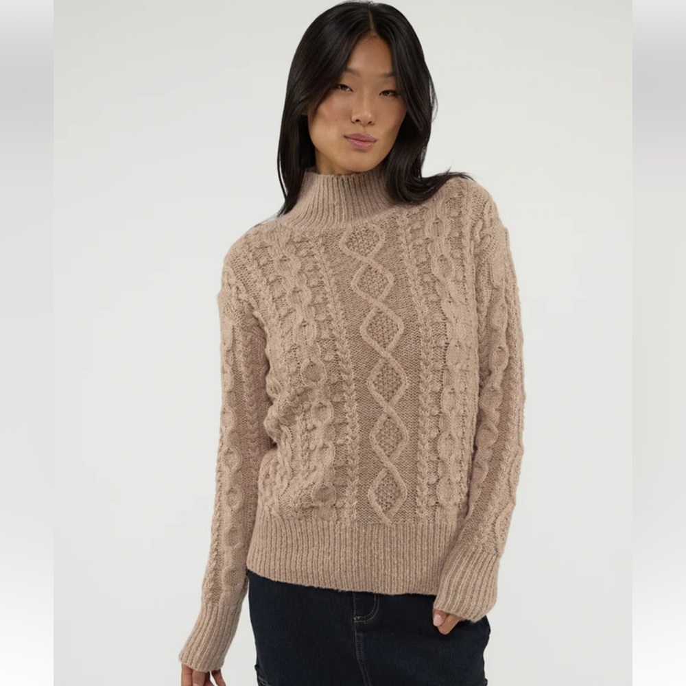 SAN FRANCISCO Long-Sleeve Semi-Fitted Pullover Sweater Size XL Beige BRAND NEW